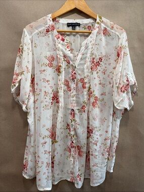 Sara Michelle Cream Blouse with Pink Floral Print